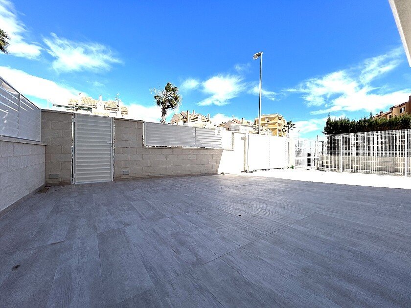 Dzīvoklis Torrevieja, Alicante, Spānijā 3 istabas, 117 m2 Nr. 103357