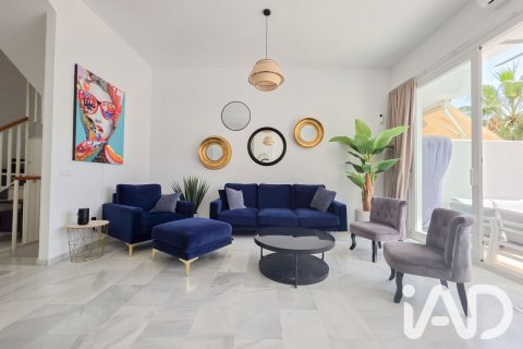Townhouse in Rincon de la Victoria, Malaga, Spain 4 bedrooms, 240 sq.m. No. 193503