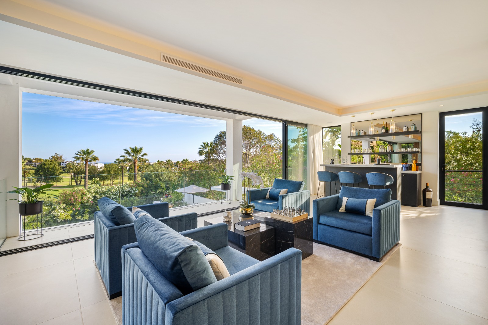 Villa in Marbella, Malaga, Spain 6 bedrooms, 789 sq.m. No. 136008