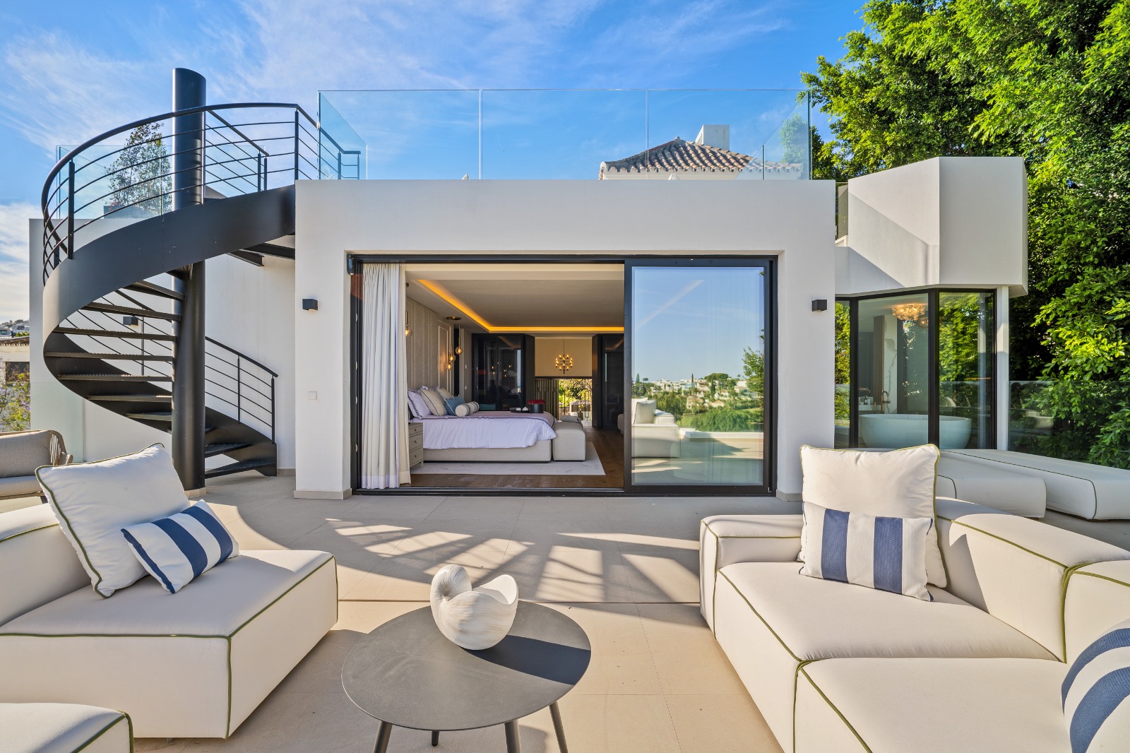 Villa in Marbella, Malaga, Spain 6 bedrooms, 789 sq.m. No. 136008
