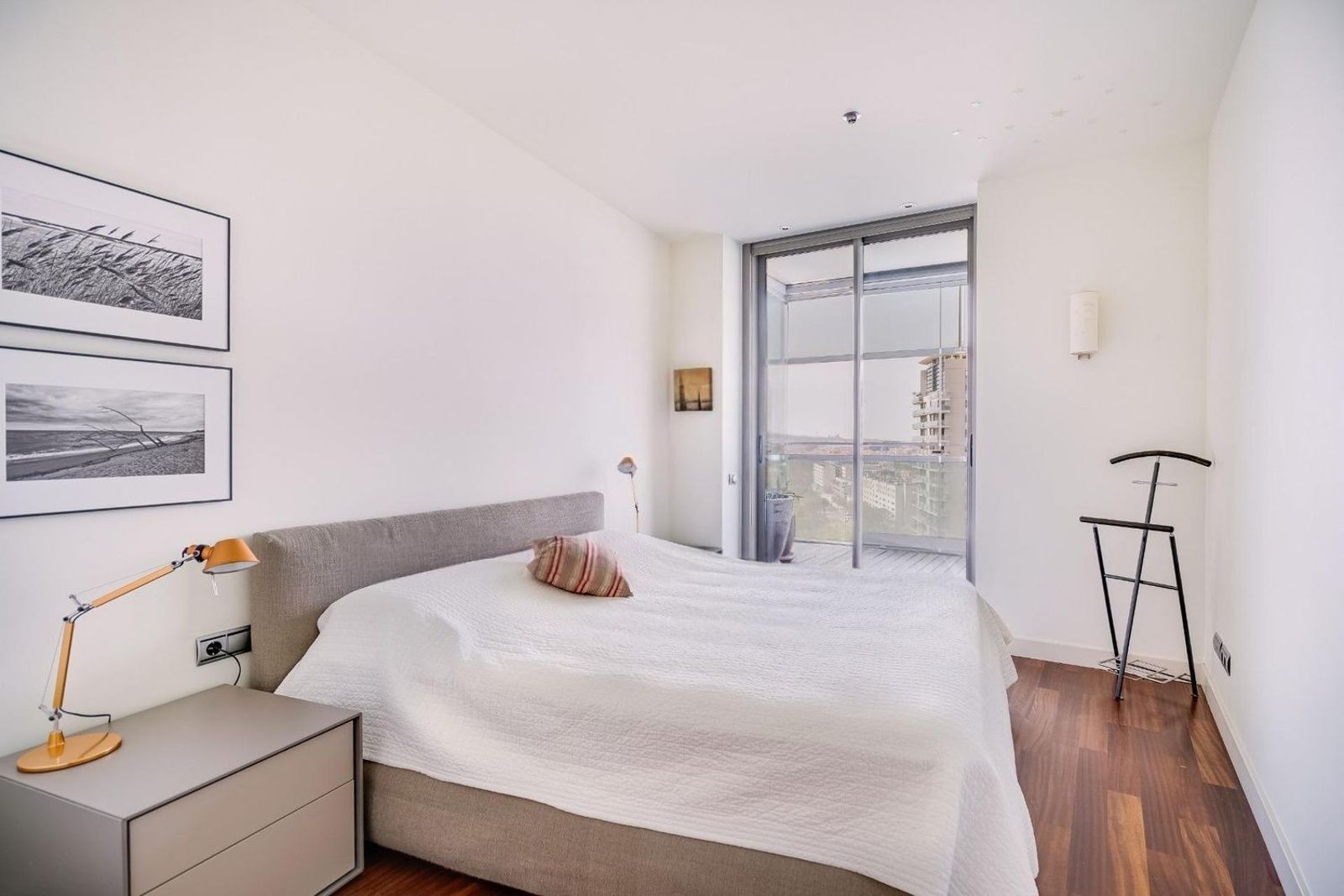 Apartament w Barcelona, Hiszpania 3 sypialnie, 100 mkw. nr 177353