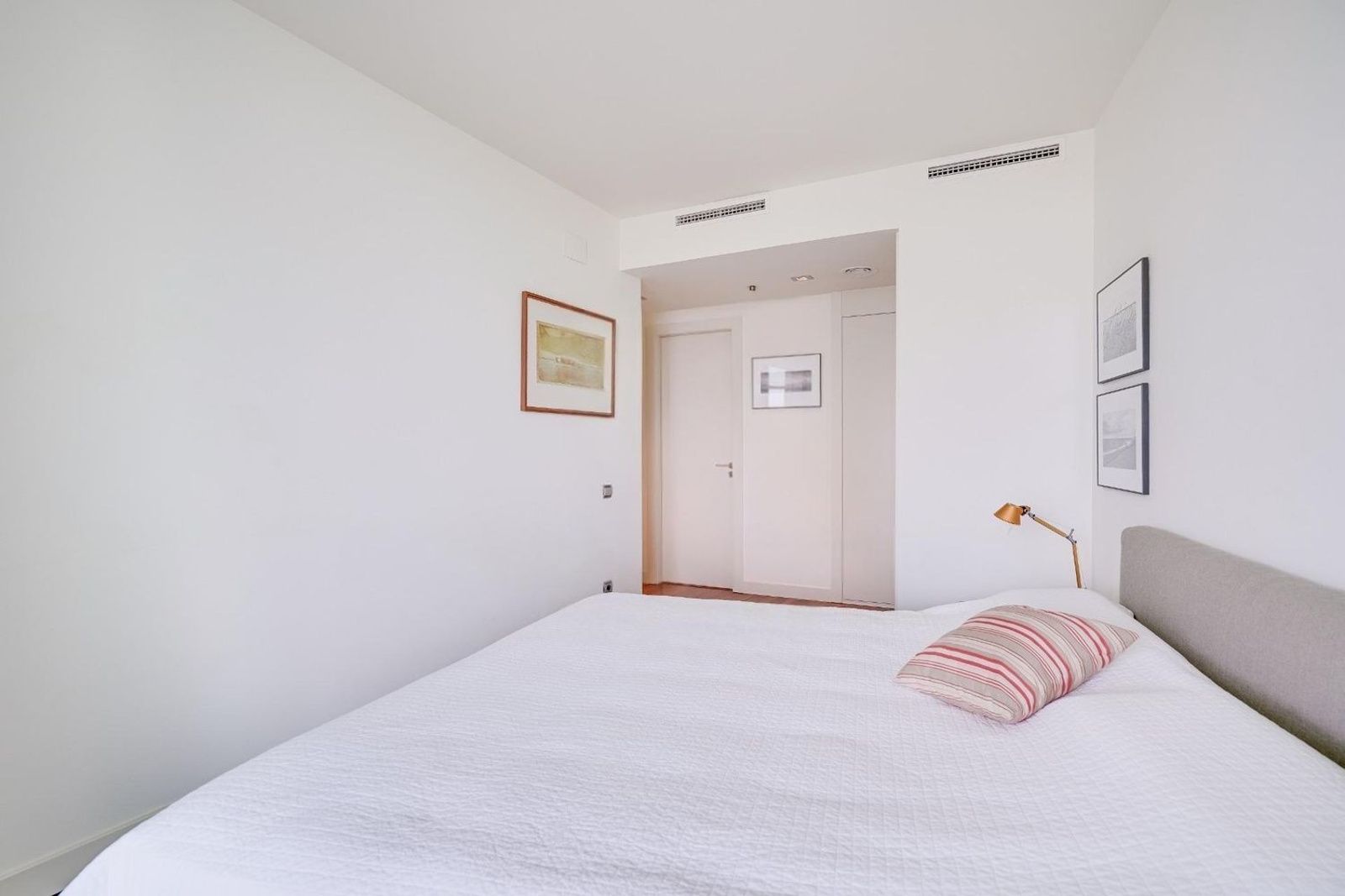 Apartament w Barcelona, Hiszpania 3 sypialnie, 100 mkw. nr 177353