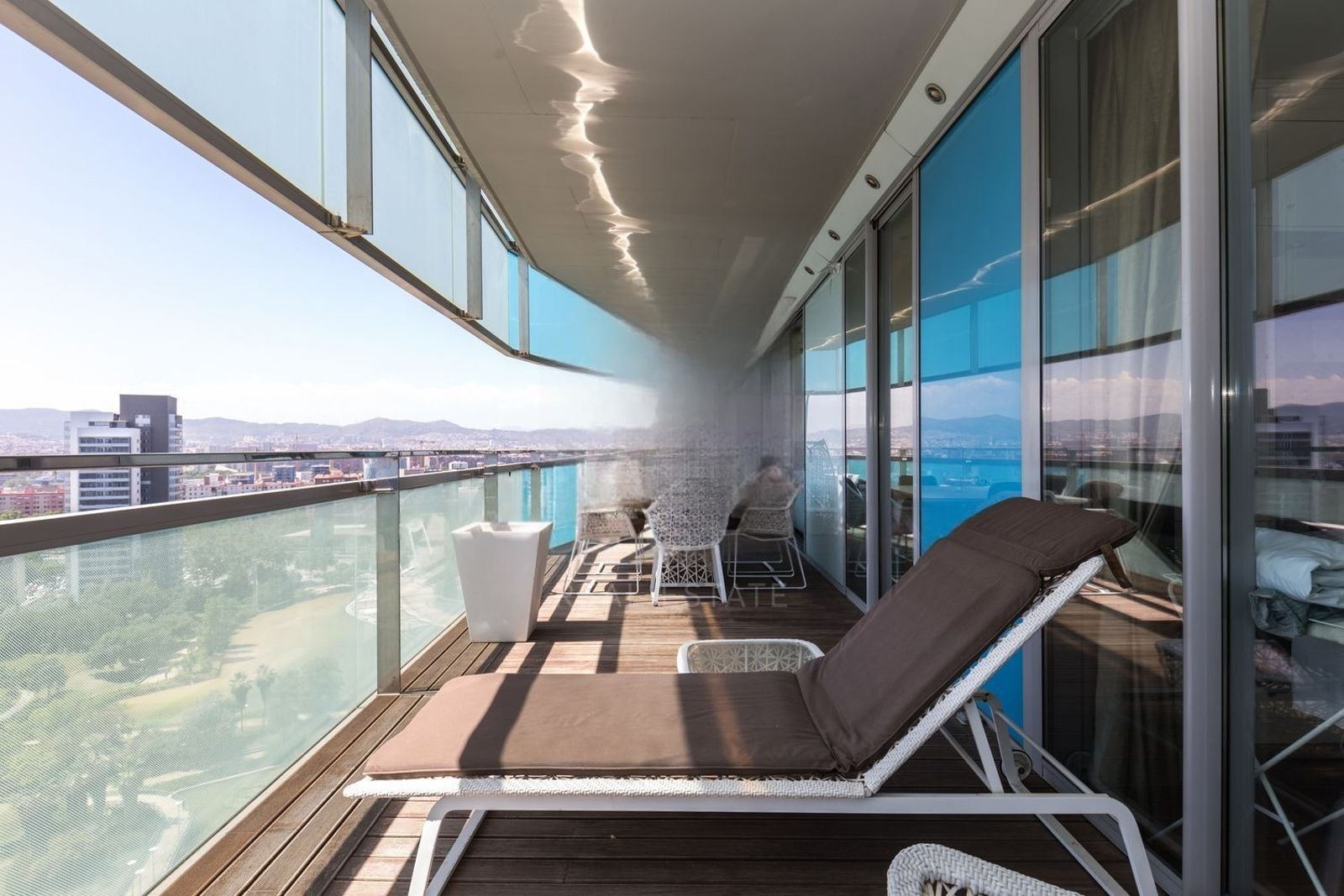 Huoneisto Barcelona, Espanja 3 makuuhuonetta, 145 m2 No. 177351