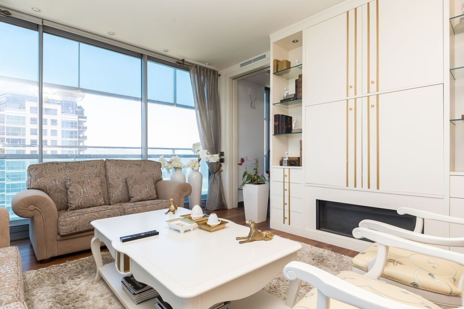 Huoneisto Barcelona, Espanja 3 makuuhuonetta, 145 m2 No. 177351