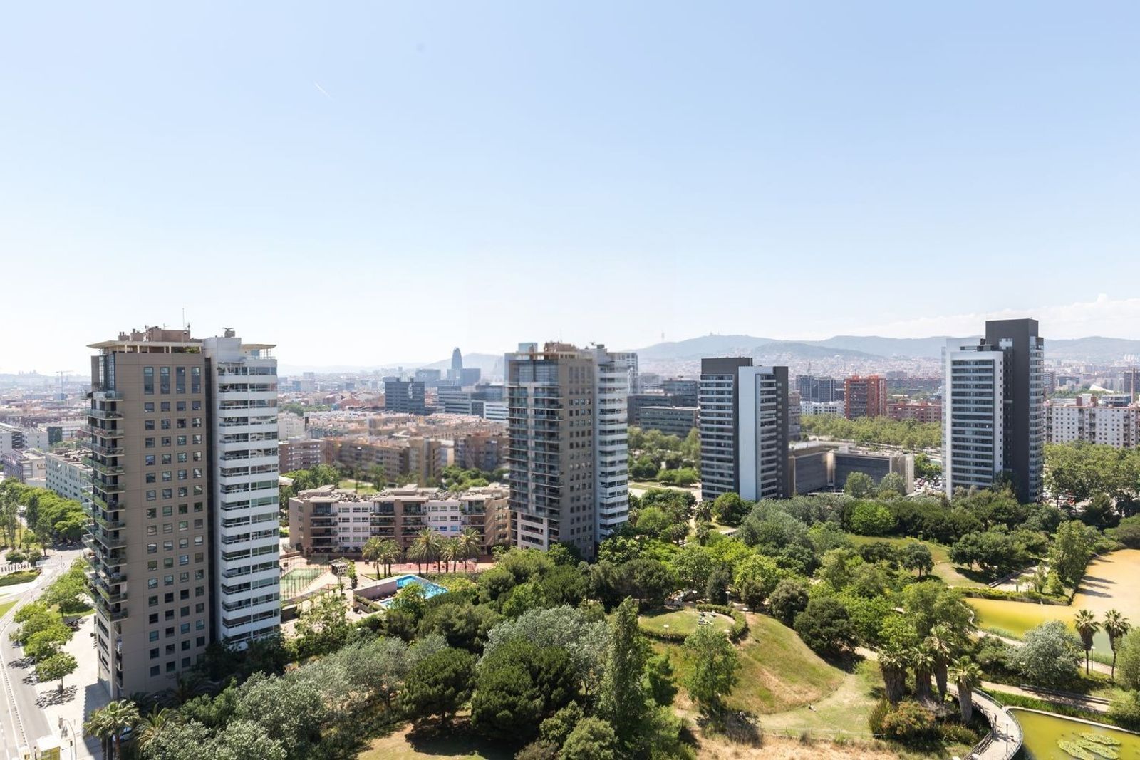 Huoneisto Barcelona, Espanja 3 makuuhuonetta, 145 m2 No. 177351