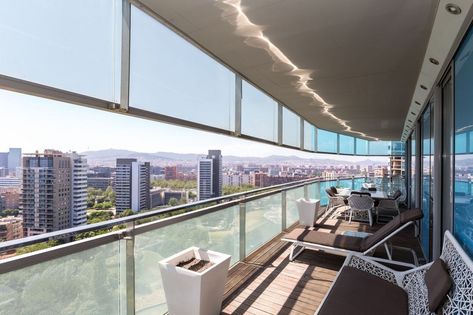 Huoneisto Barcelona, Espanja 3 makuuhuonetta, 145 m2 No. 177351