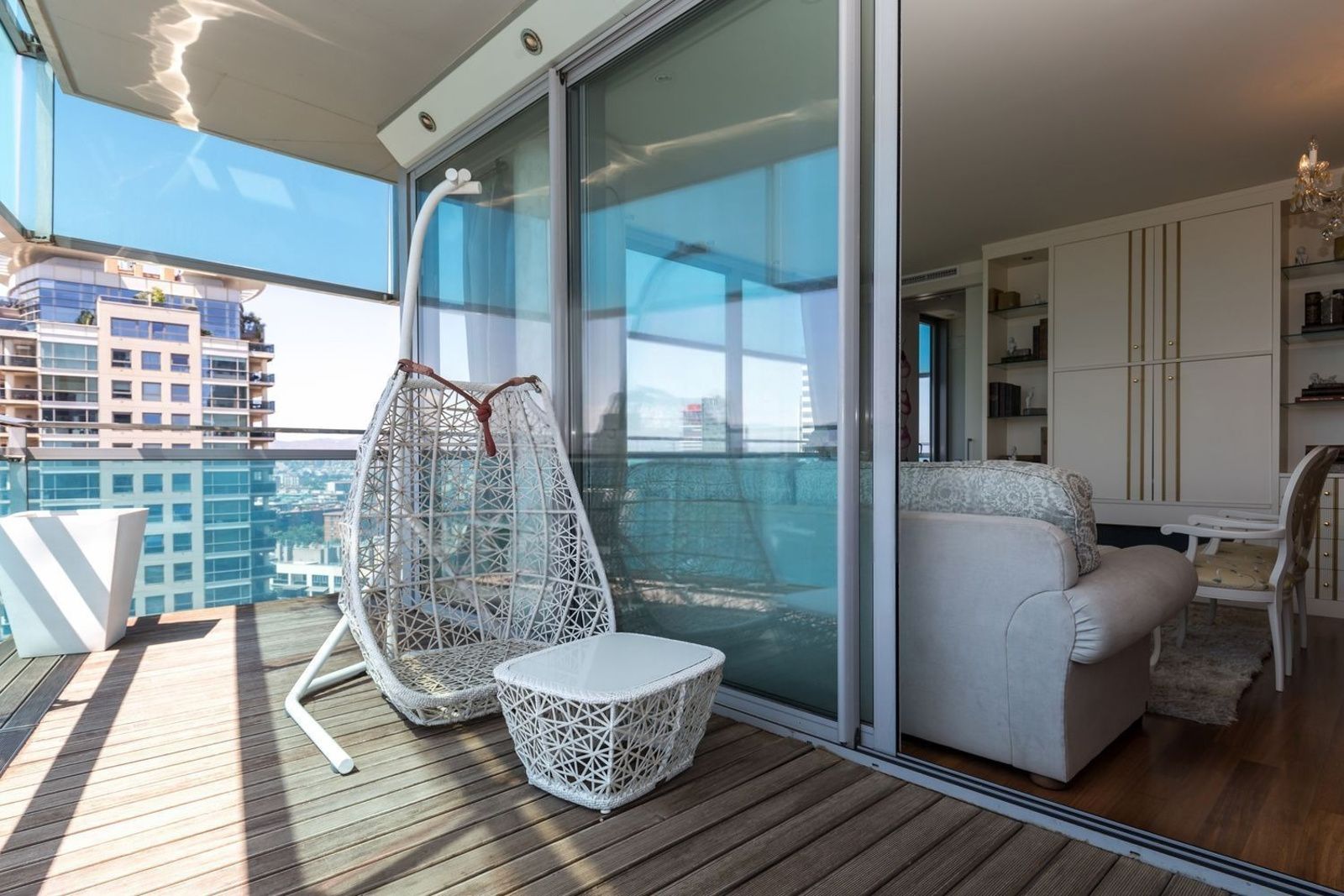 Huoneisto Barcelona, Espanja 3 makuuhuonetta, 145 m2 No. 177351