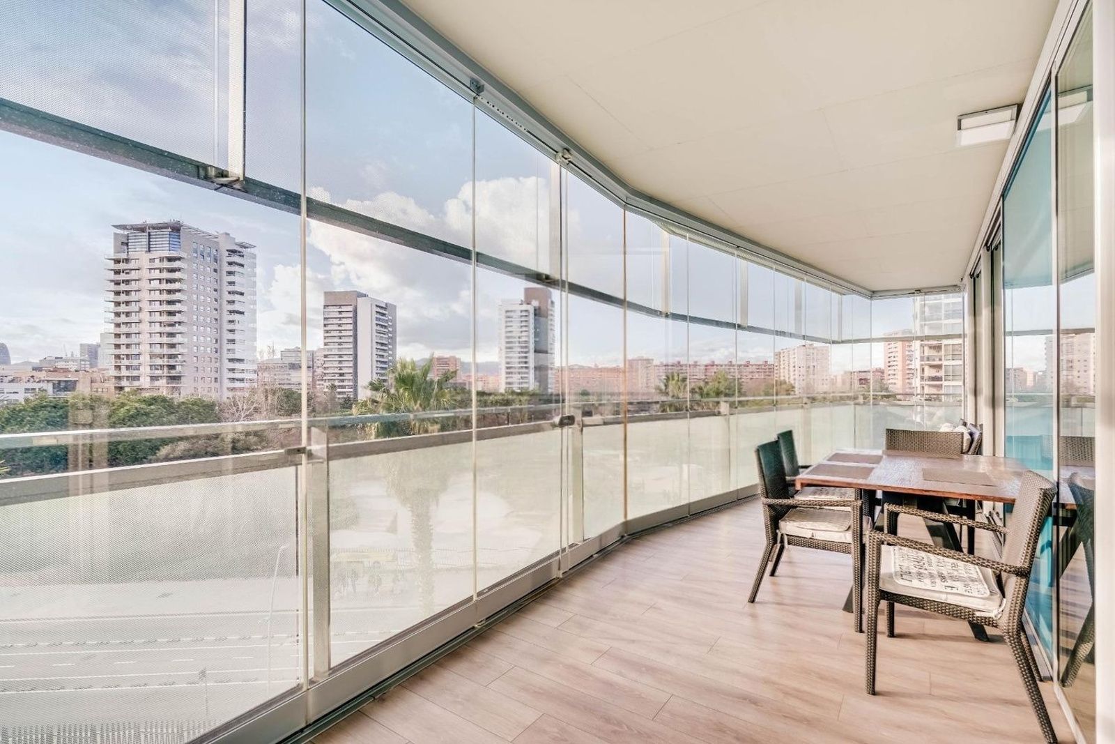 Wohnung in Barcelona, Spanien 3 Schlafzimmer, 100 m2 Nr. 177354