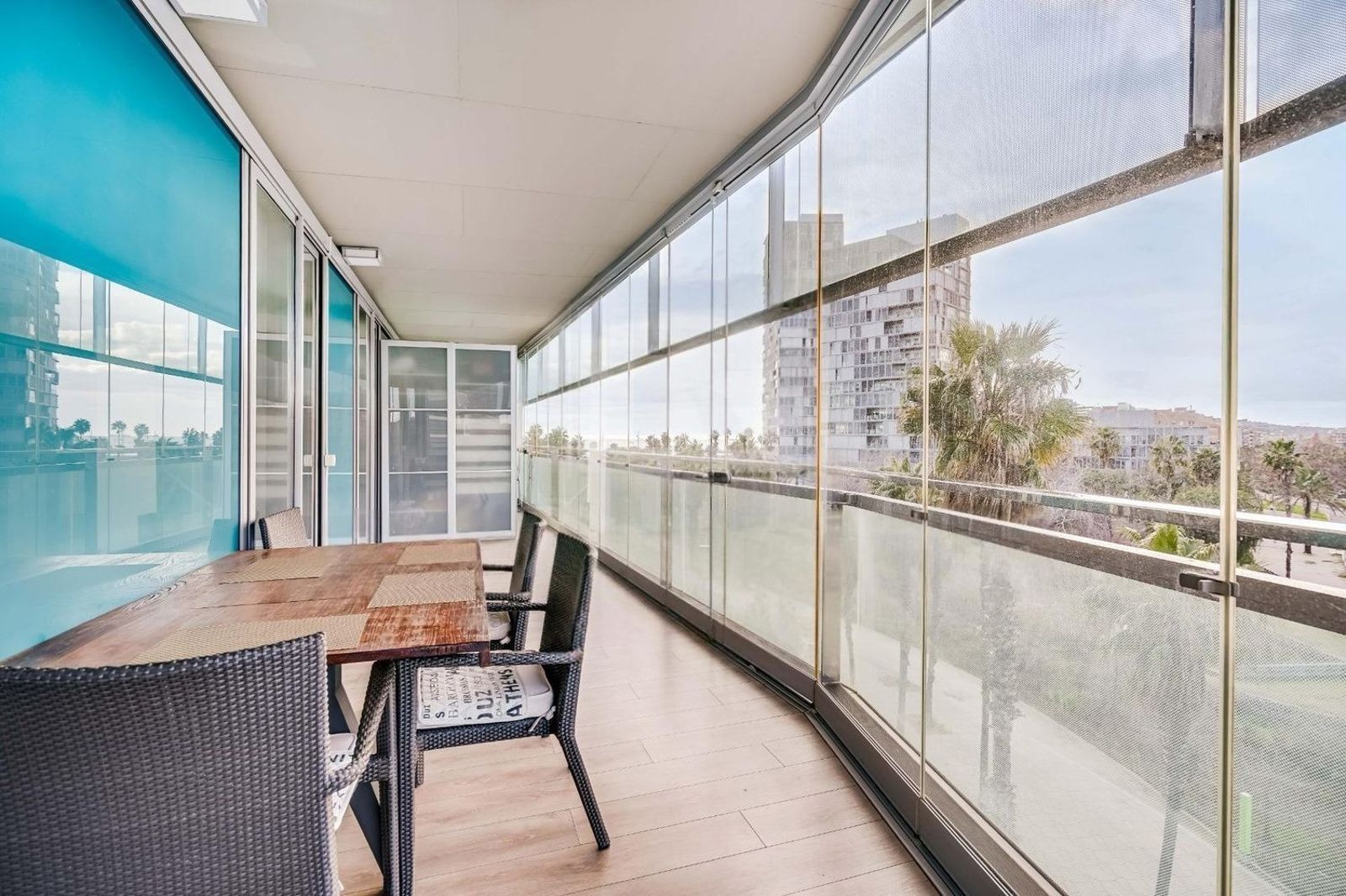 Wohnung in Barcelona, Spanien 3 Schlafzimmer, 100 m2 Nr. 177354