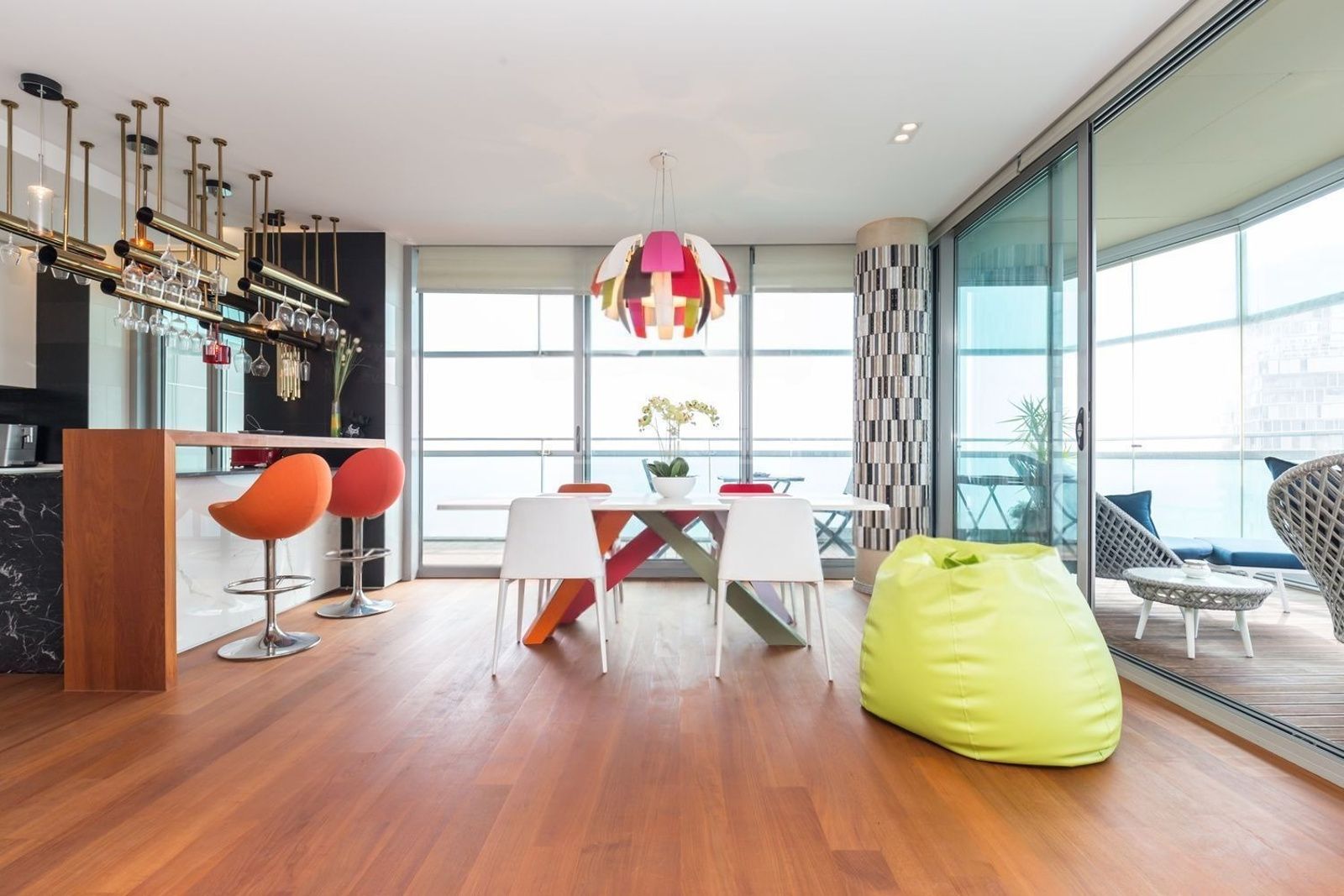 Dzīvoklis Barcelona, Spānijā 1 istaba, 133 m2 Nr. 177352