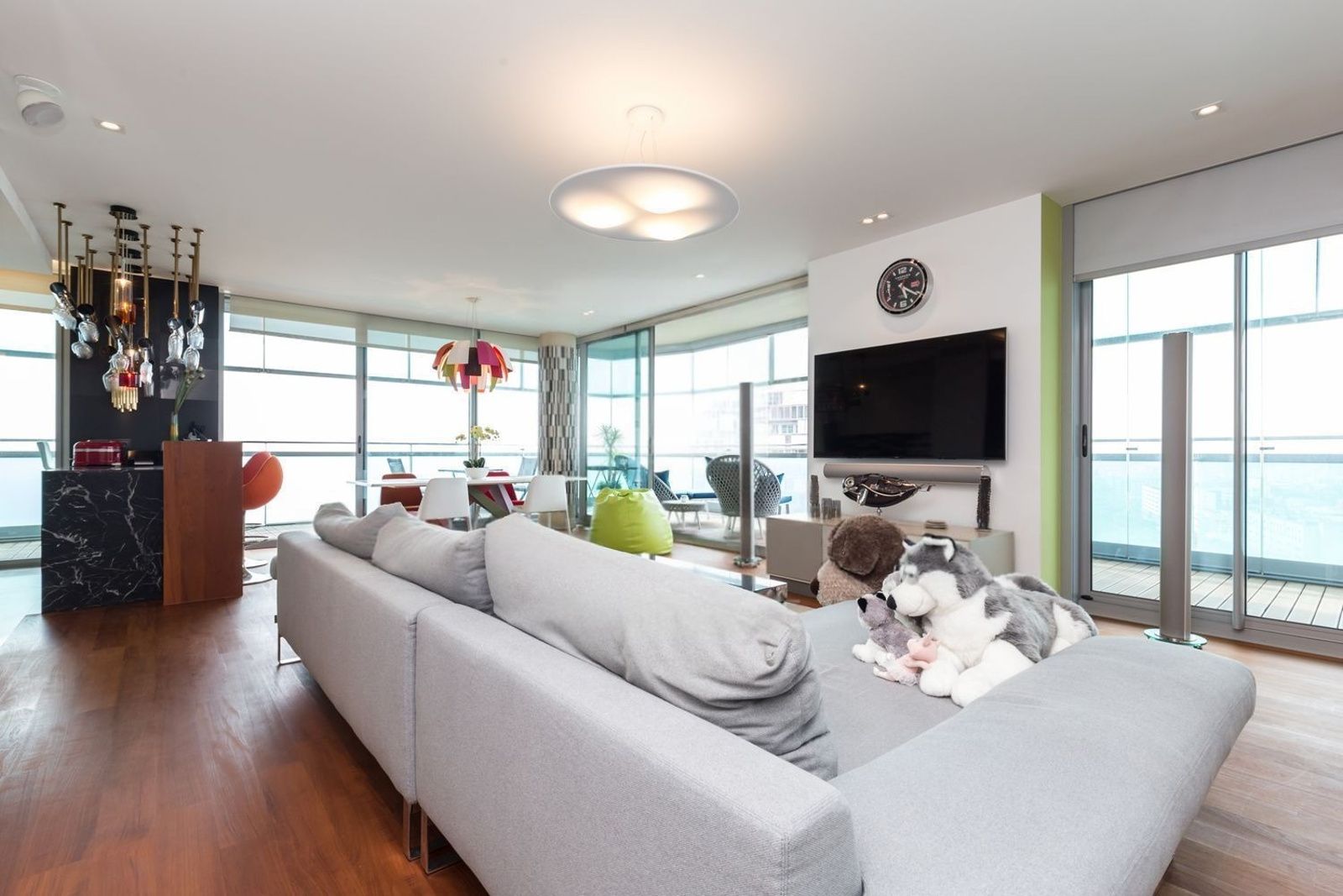 Dzīvoklis Barcelona, Spānijā 1 istaba, 133 m2 Nr. 177352