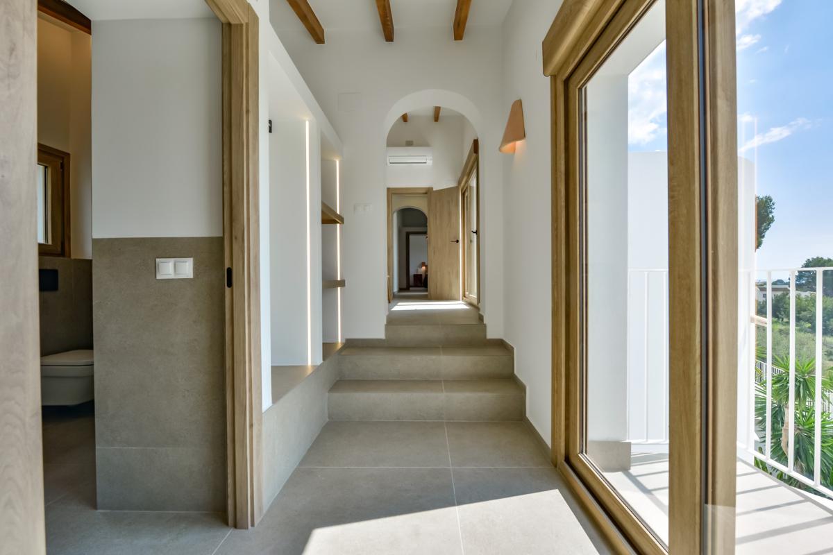 Villa i Altea, Alicante, Spanien 5 sovrum, 273 kvm. Nr. 148939