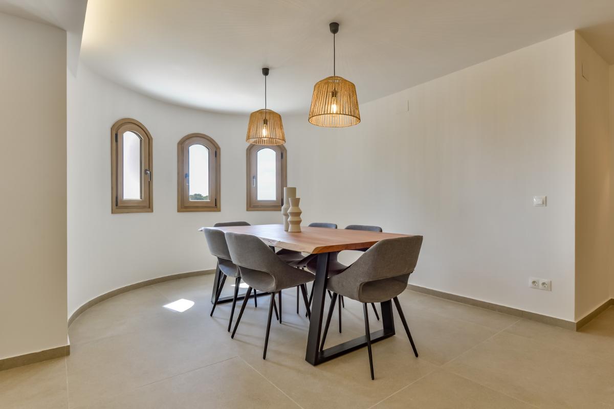 Villa i Altea, Alicante, Spanien 5 sovrum, 273 kvm. Nr. 148939