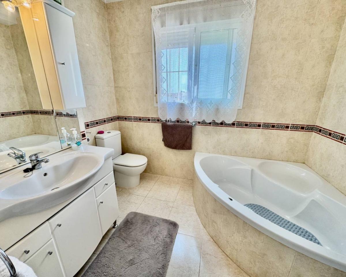 Вилла в Сьюдад Кесада, Аликанте, Испания 3 спальни, 111м2 №148942