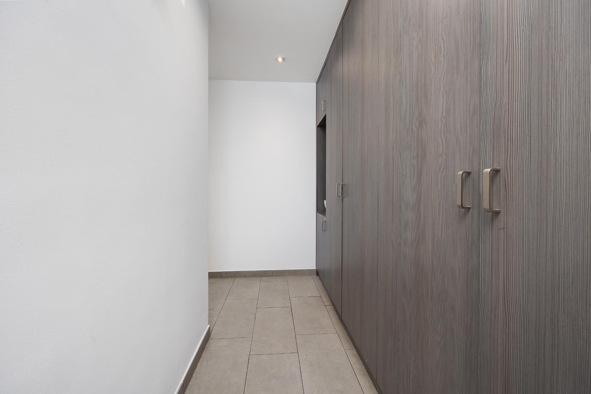 Apartamento en Torrevieja, Alicante, España 2 dormitorios, 64 m2 No. 184267