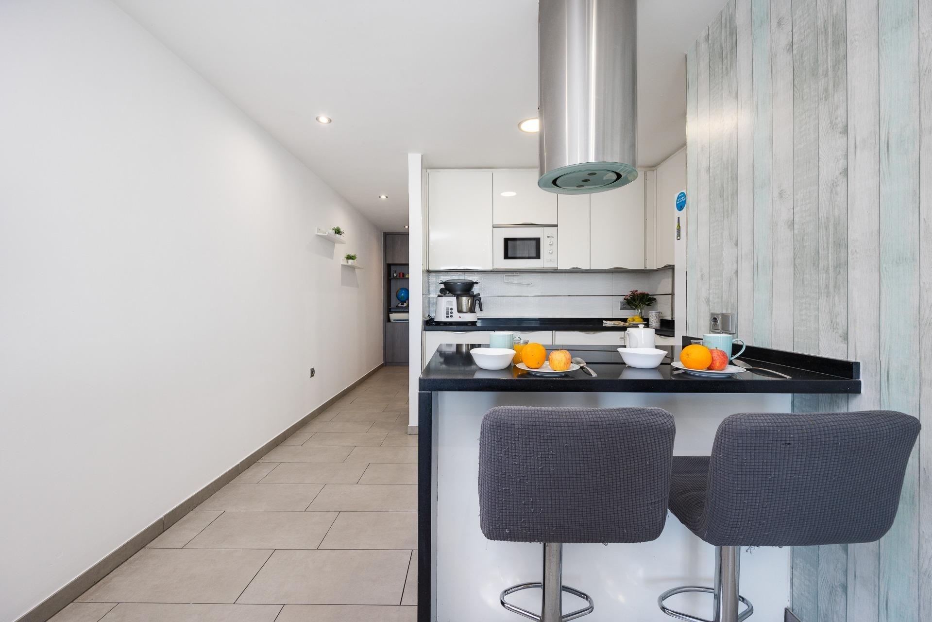 Apartamento en Torrevieja, Alicante, España 2 dormitorios, 64 m2 No. 184267
