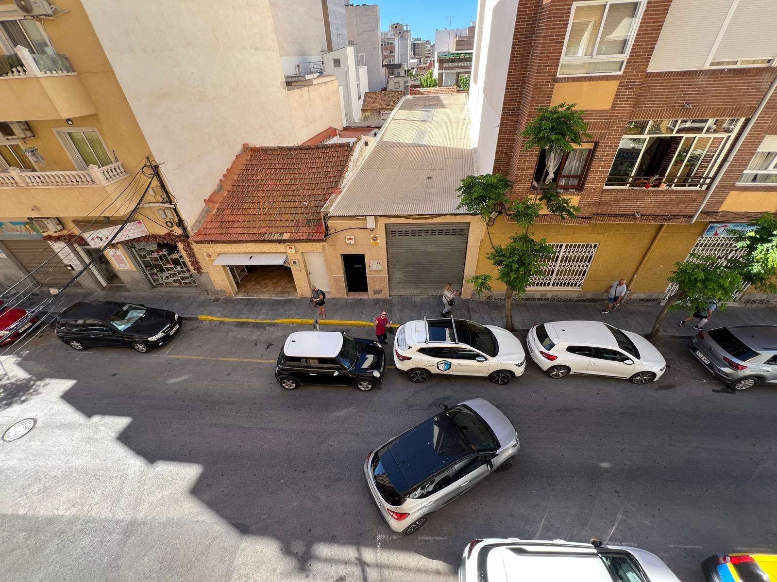 Apartment à Torrevieja, Alicante, Espagne 2 chambres, 67 m2 No. 184316