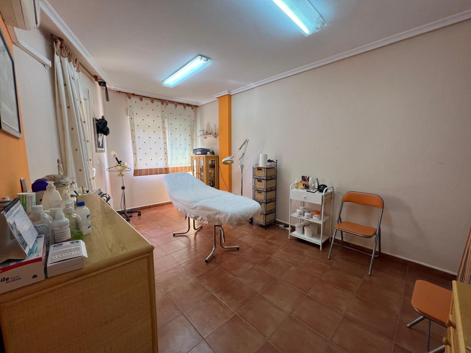 Apartment à Torrevieja, Alicante, Espagne 2 chambres, 67 m2 No. 184316