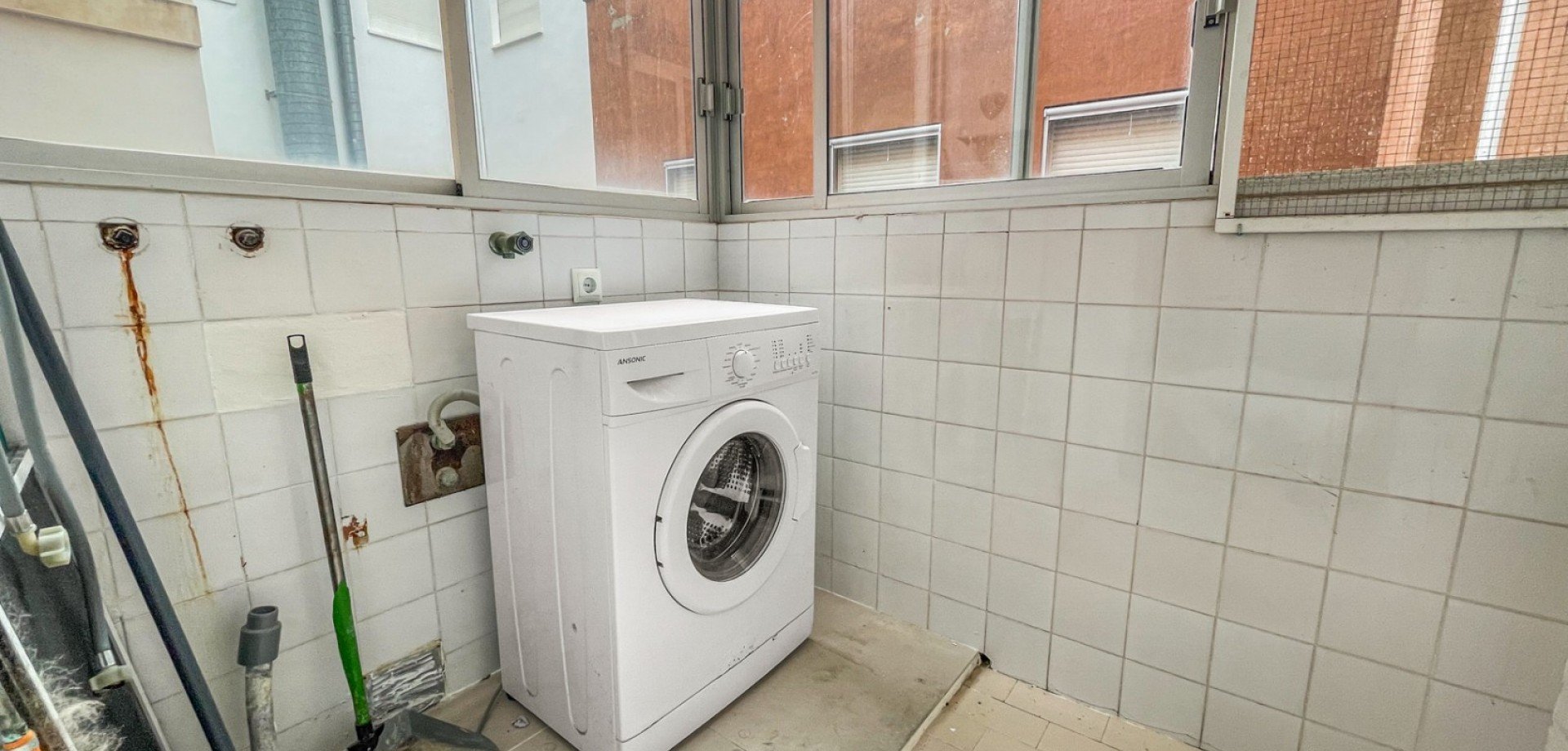 Appartamento a Guardamar del Segura, Alicante, Spagna 4 camere da letto, 137 mq. N° 189488