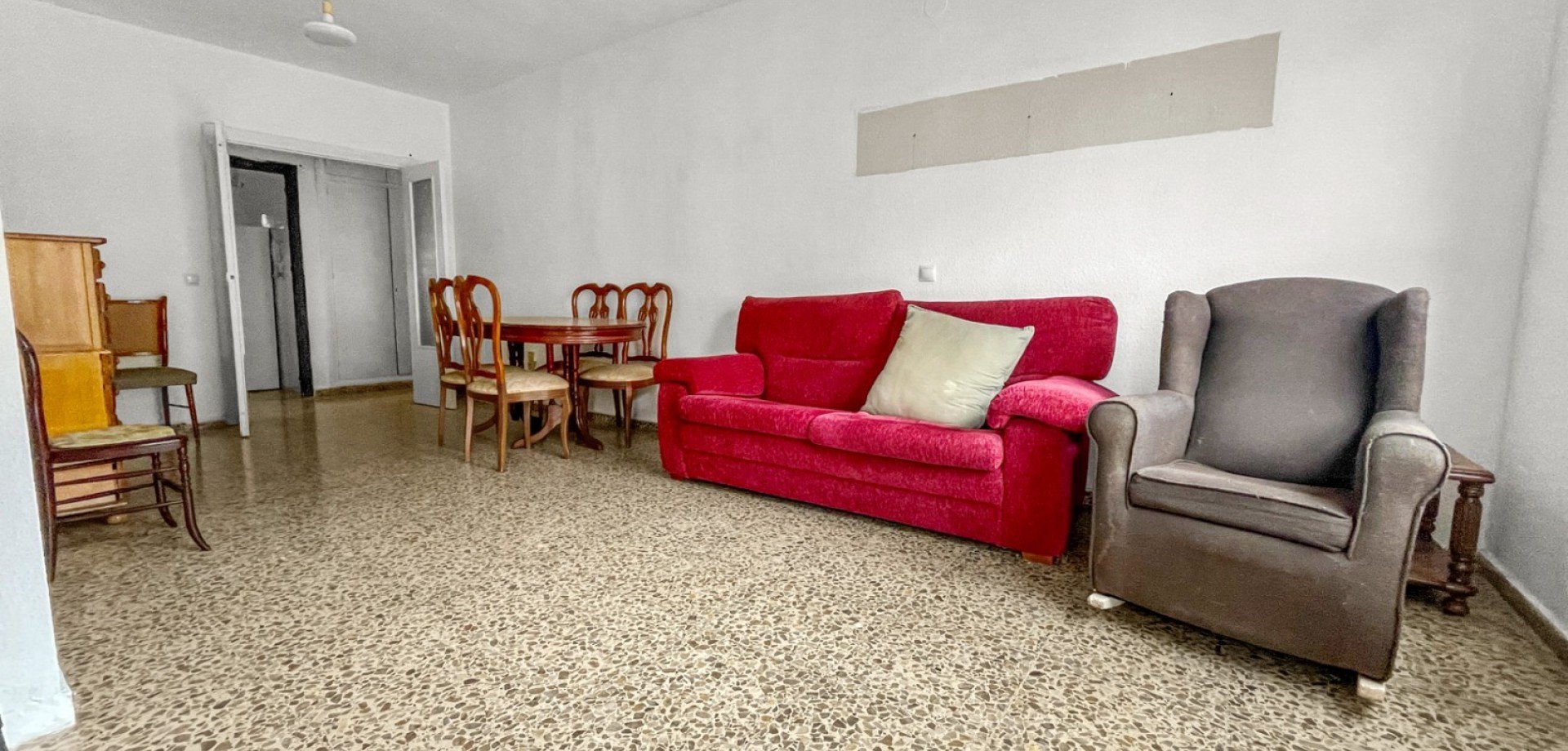 Appartamento a Guardamar del Segura, Alicante, Spagna 4 camere da letto, 137 mq. N° 189488