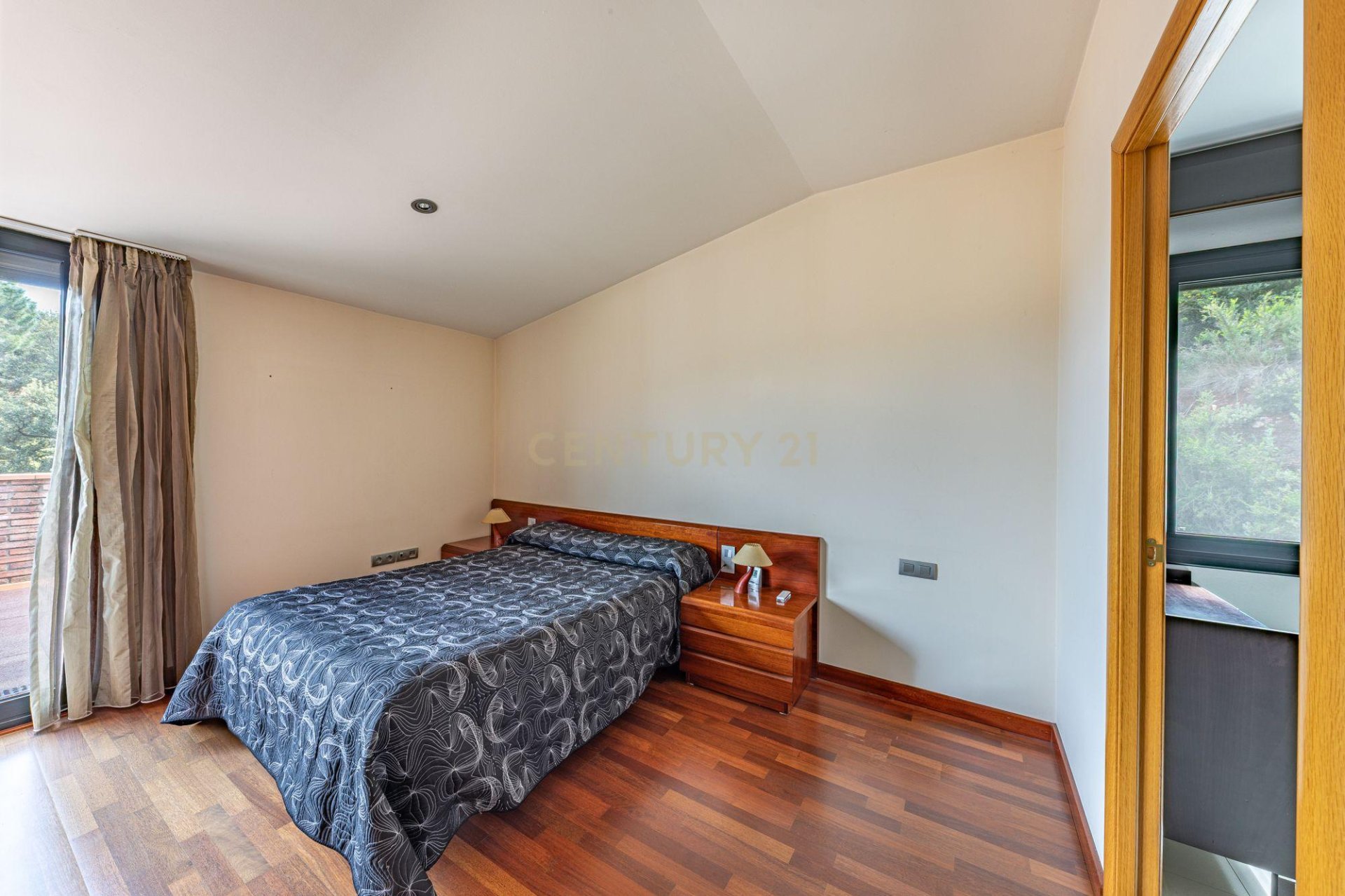 Hus i Matadepera, Barcelona, Spanien 7 sovrum, 477 kvm. Nr. 167737
