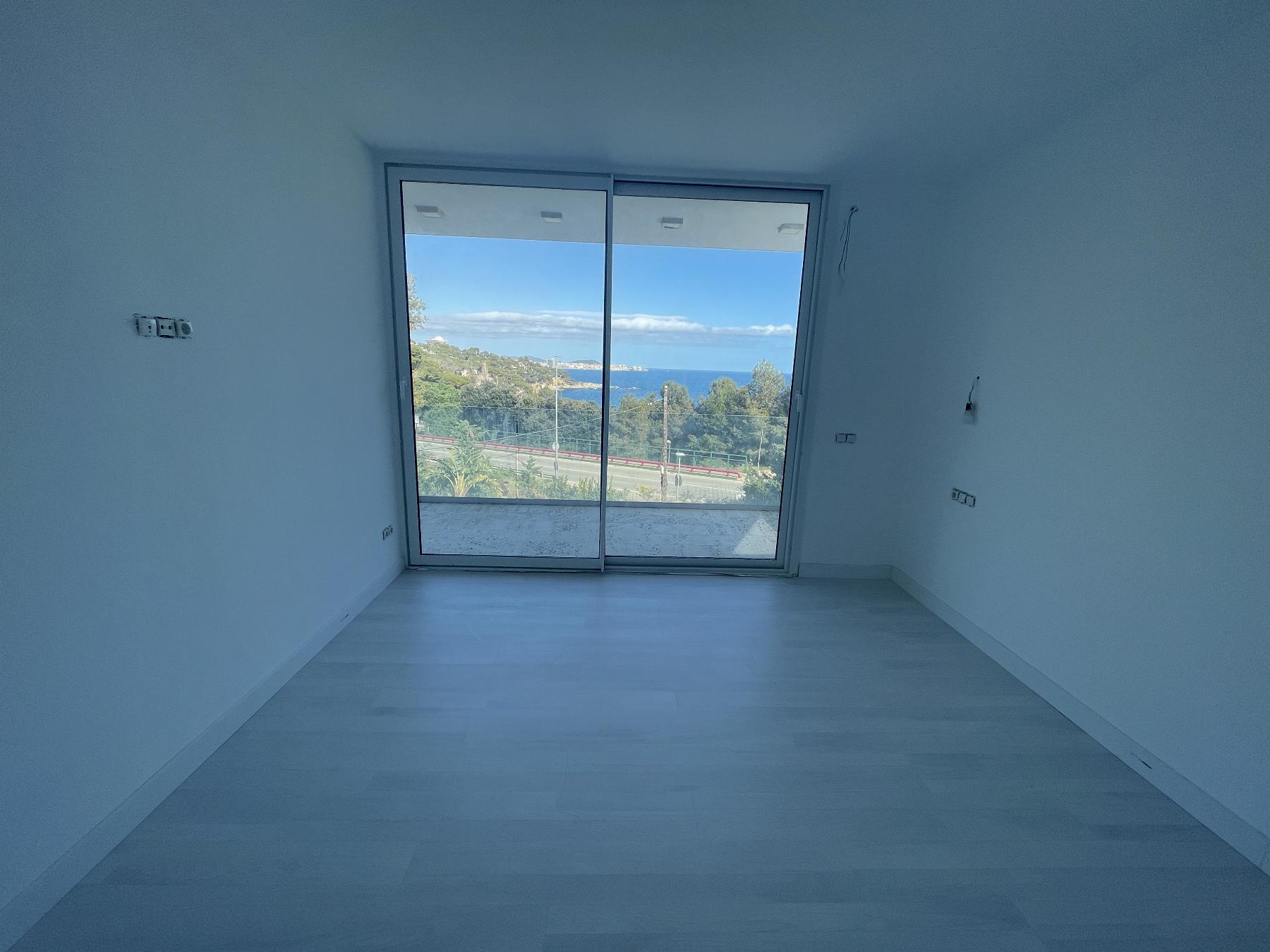 House in Sant Antoni de Calonge, Girona, Spanien 5 Schlafzimmer, 450 m2 Nr. 148387