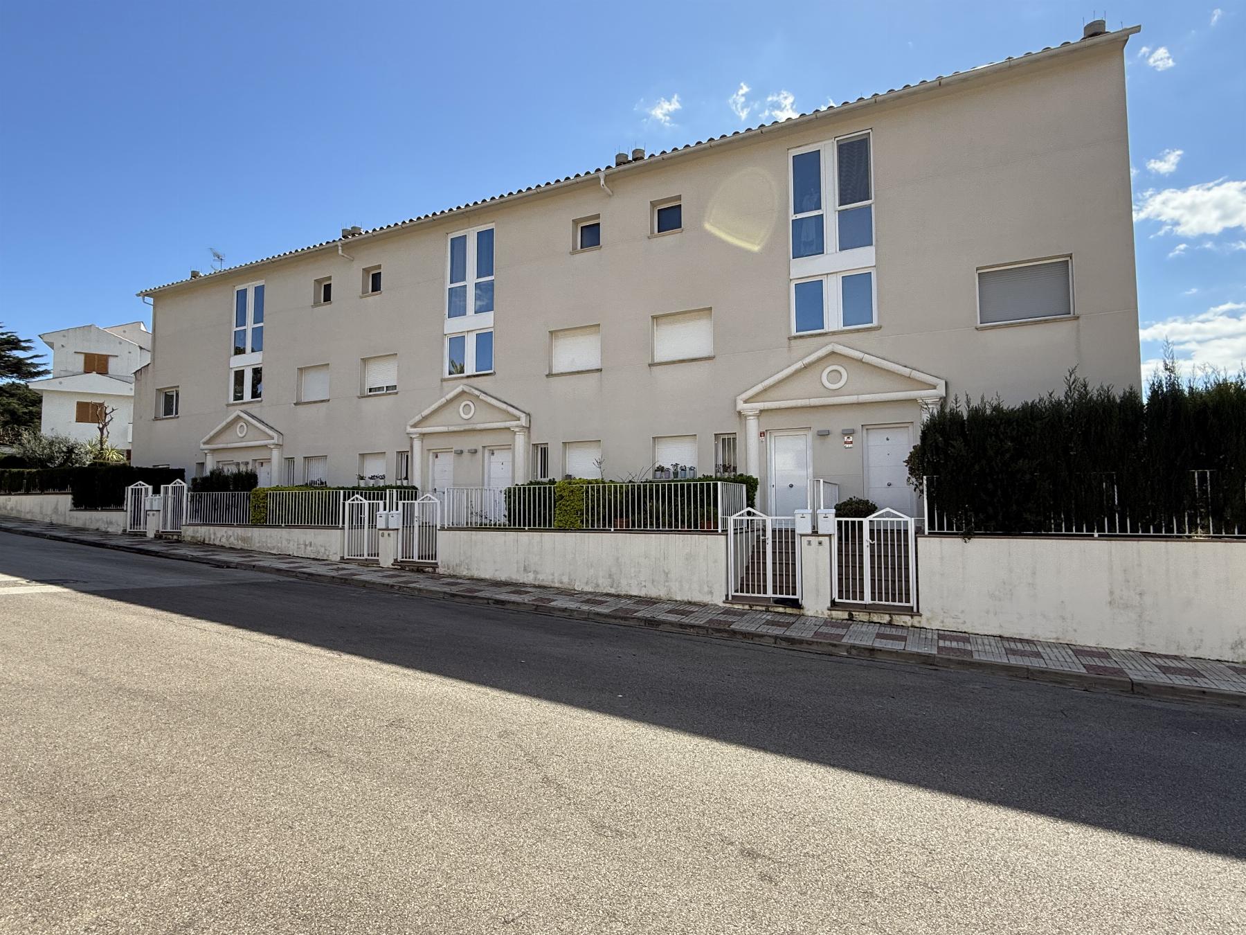 Talo S'Agaro, Girona, Espanja 3 makuuhuonetta, 159 m2 No. 148386