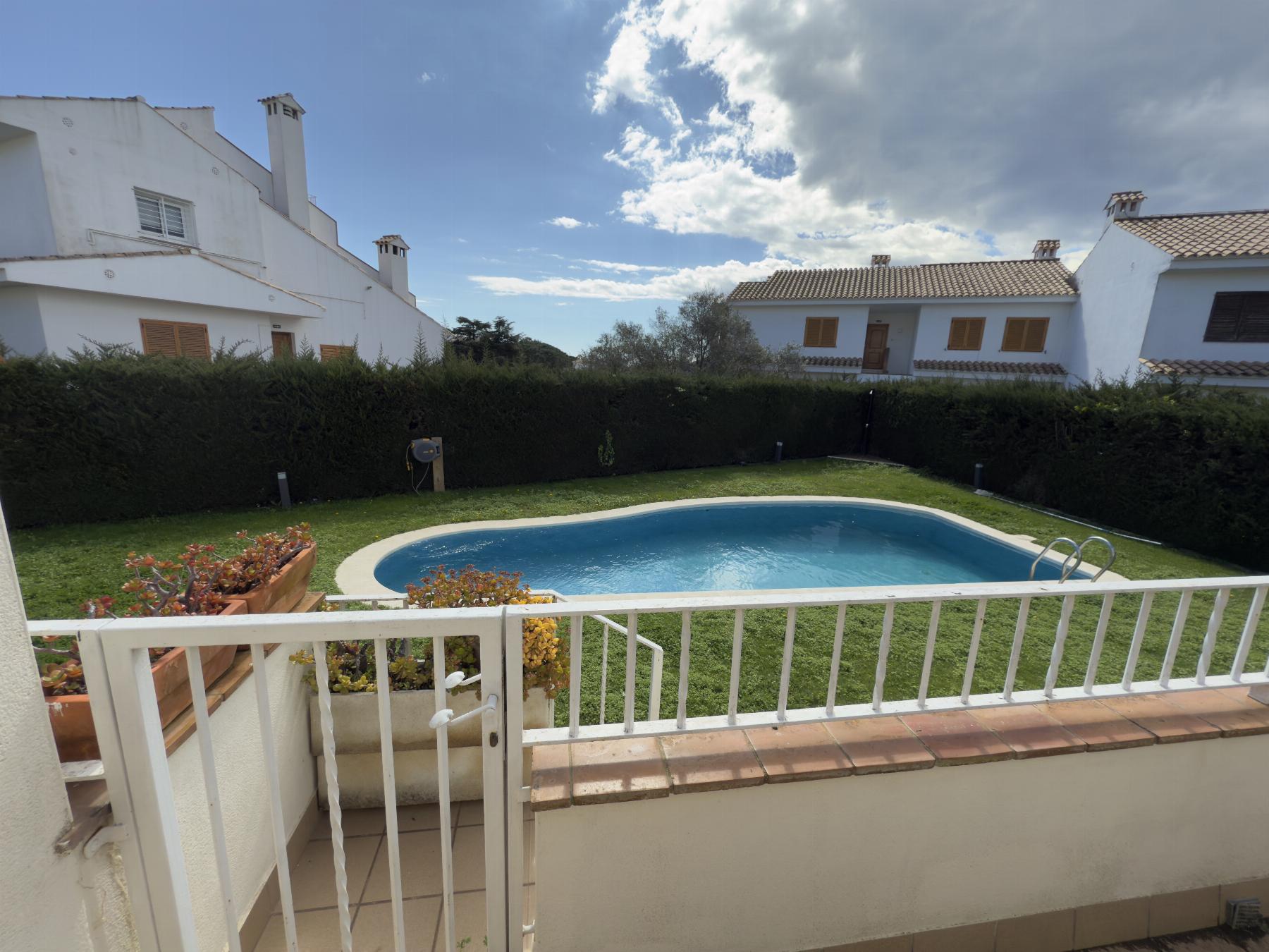 Talo S'Agaro, Girona, Espanja 3 makuuhuonetta, 159 m2 No. 148386