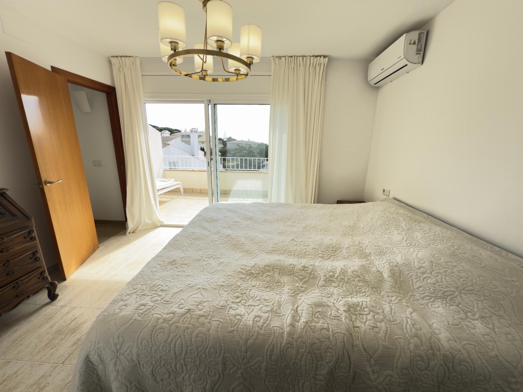 Talo S'Agaro, Girona, Espanja 3 makuuhuonetta, 159 m2 No. 148386
