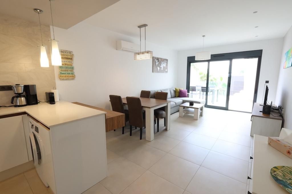 Bungalo Guardamar del Segura, Alicante, Spānijā 2 istabas, 77 m2 Nr. 189828