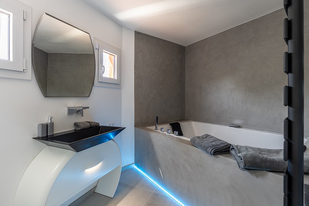 Villa in Santa Ponsa, Mallorca, Spain 3 bedrooms, 200 sq.m. No. 148162