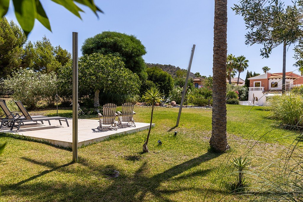 Villa in Santa Ponsa, Mallorca, Spain 3 bedrooms, 200 sq.m. No. 148162