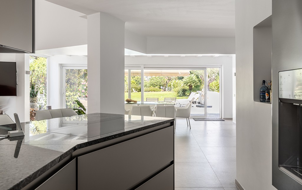 Villa in Santa Ponsa, Mallorca, Spain 3 bedrooms, 200 sq.m. No. 148162