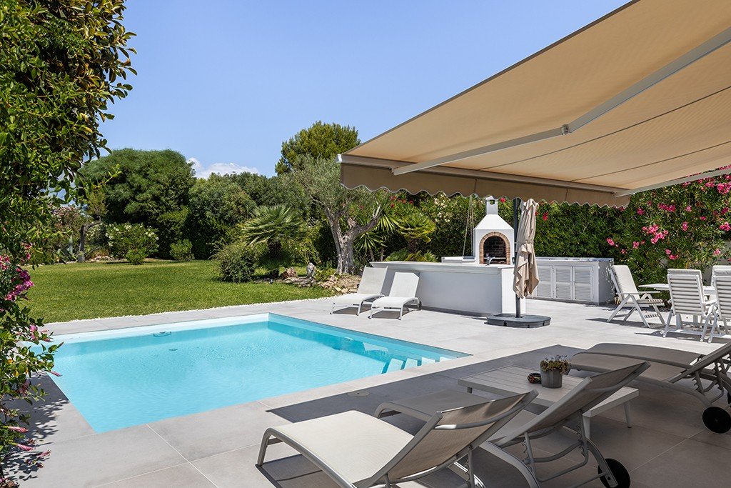 Villa in Santa Ponsa, Mallorca, Spain 3 bedrooms, 200 sq.m. No. 148162