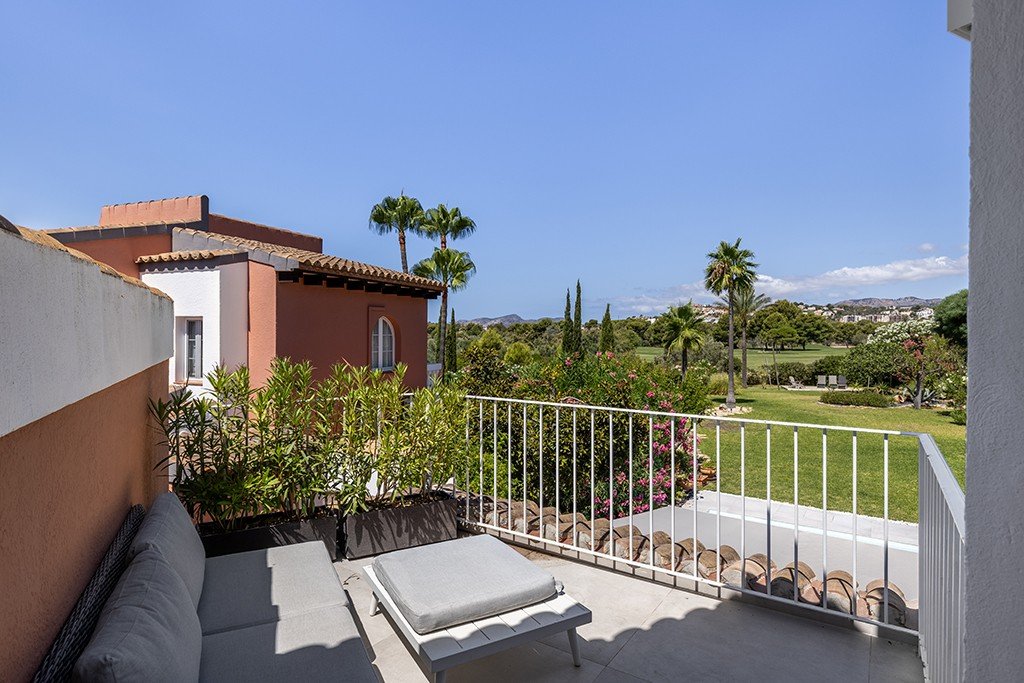 Villa in Santa Ponsa, Mallorca, Spain 3 bedrooms, 200 sq.m. No. 148162