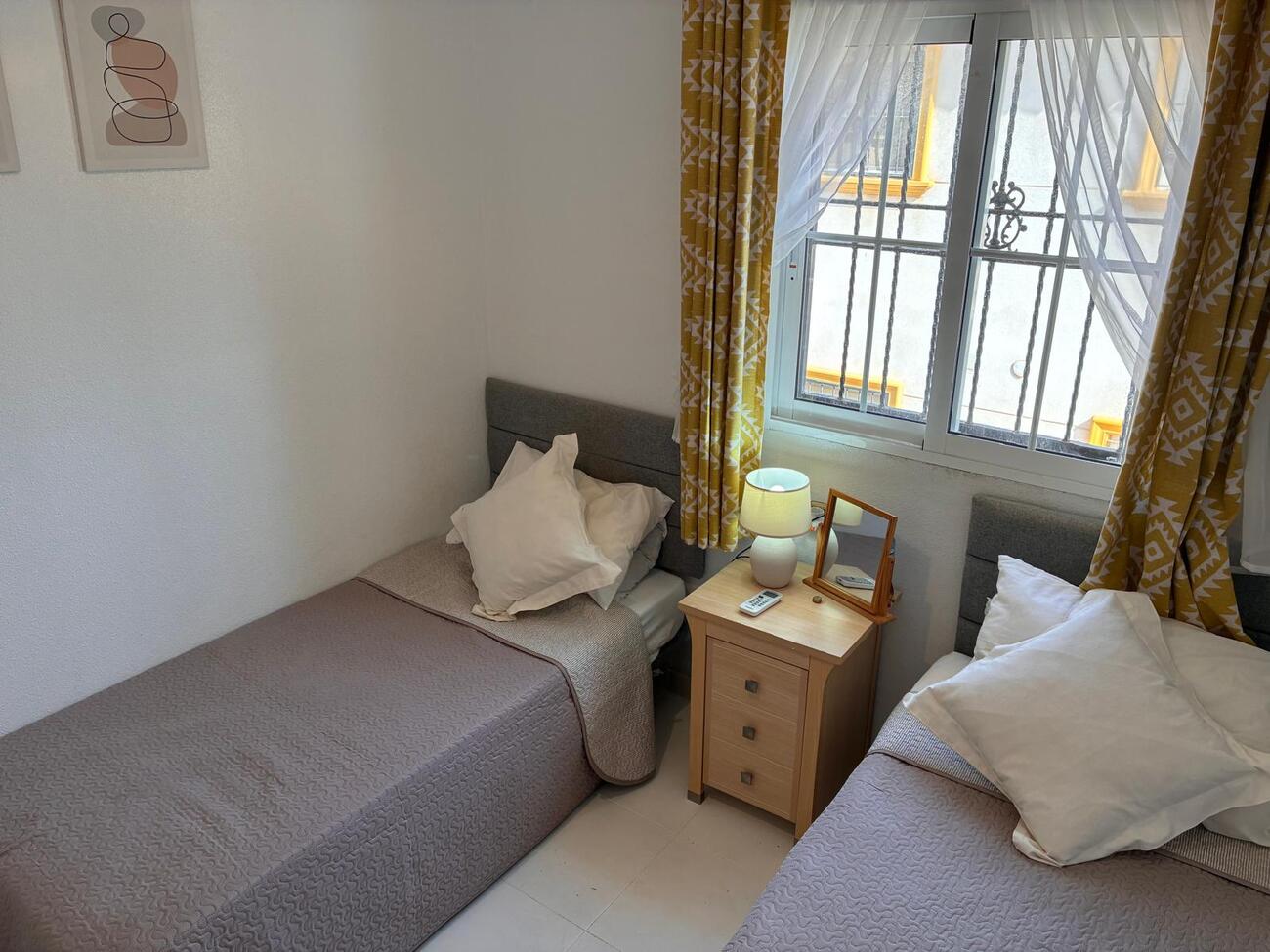 Townhouse in Alicante, Spanien 2 Schlafzimmer, 80 m2 Nr. 193127