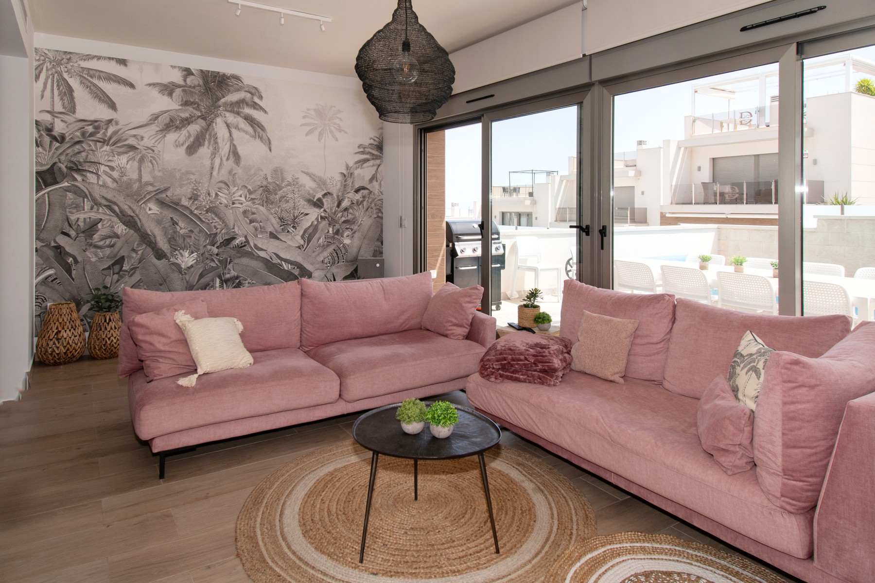 Villa in Alicante, Spain 5 bedrooms, 190 sq.m. No. 139514