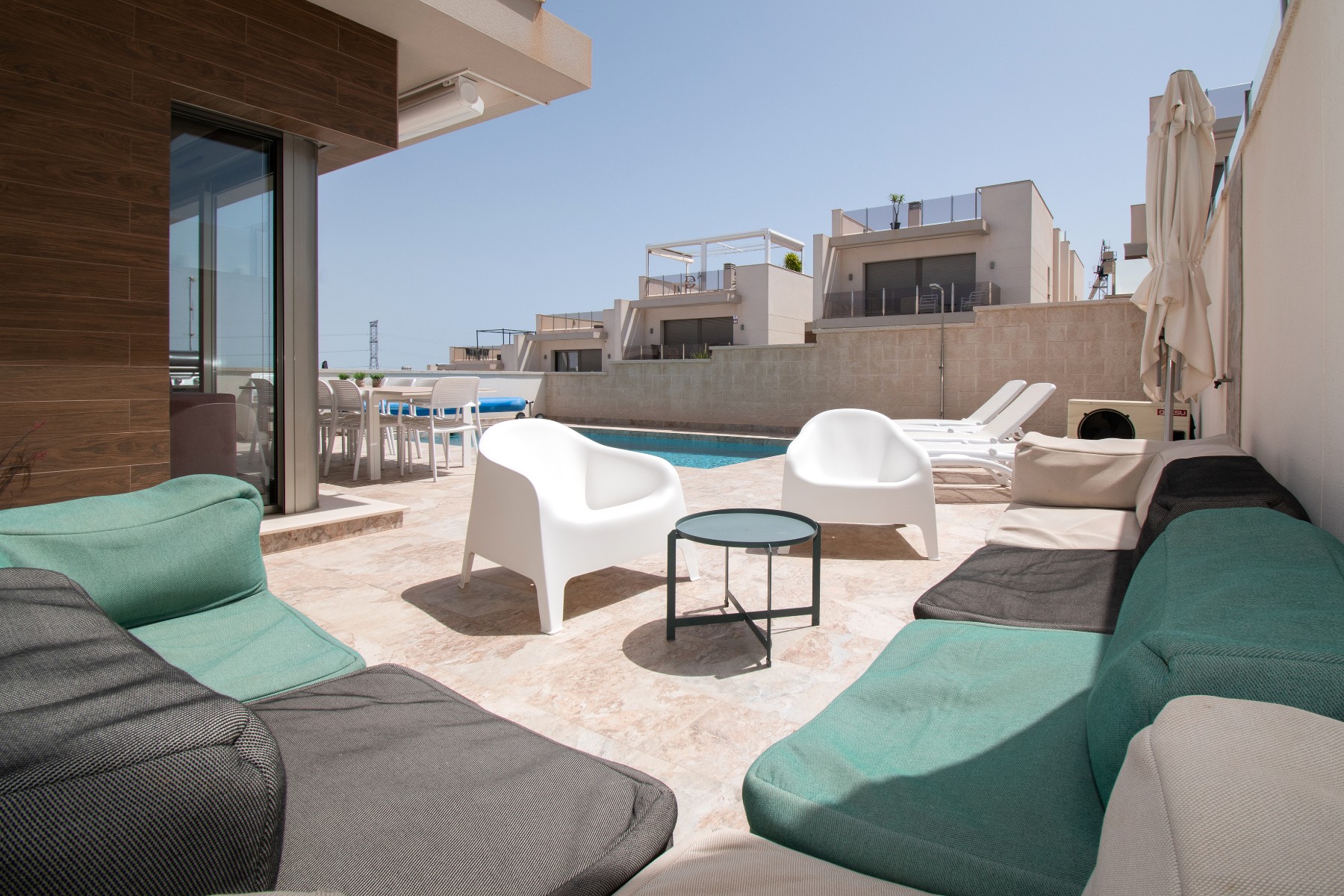 Villa in Alicante, Spain 5 bedrooms, 190 sq.m. No. 139514