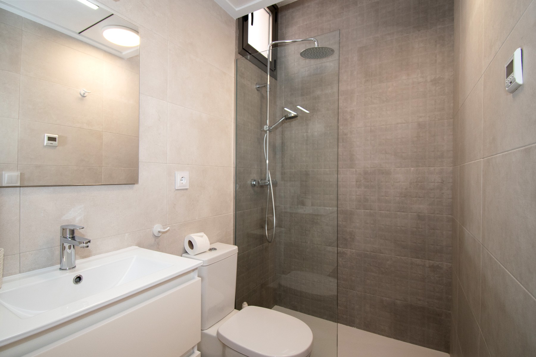 Villa in Alicante, Spain 5 bedrooms, 190 sq.m. No. 139514
