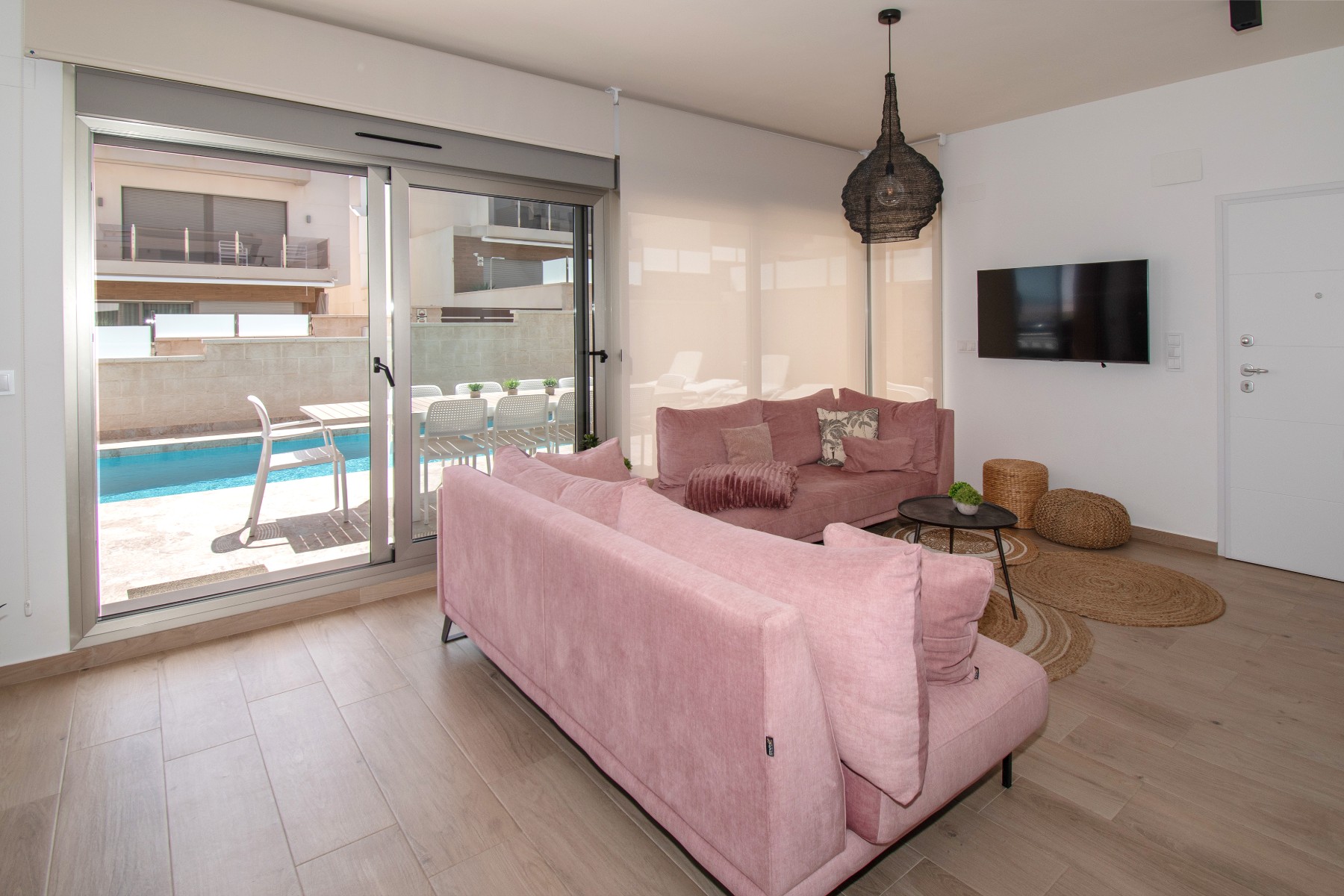 Villa in Alicante, Spain 5 bedrooms, 190 sq.m. No. 139514