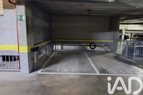 Garage à Madrid, Espagne 11 m2 No. 184856