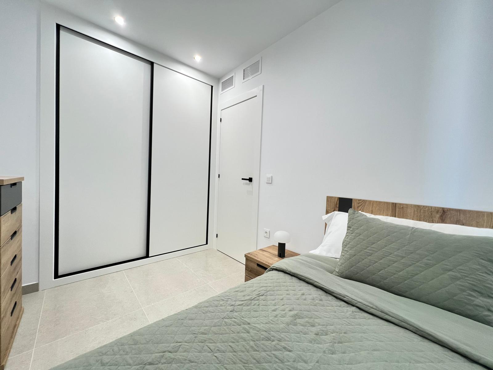 Kaupunkipientalo Benferri, Alicante, Espanja 3 makuuhuonetta, 222 m2 No. 163853