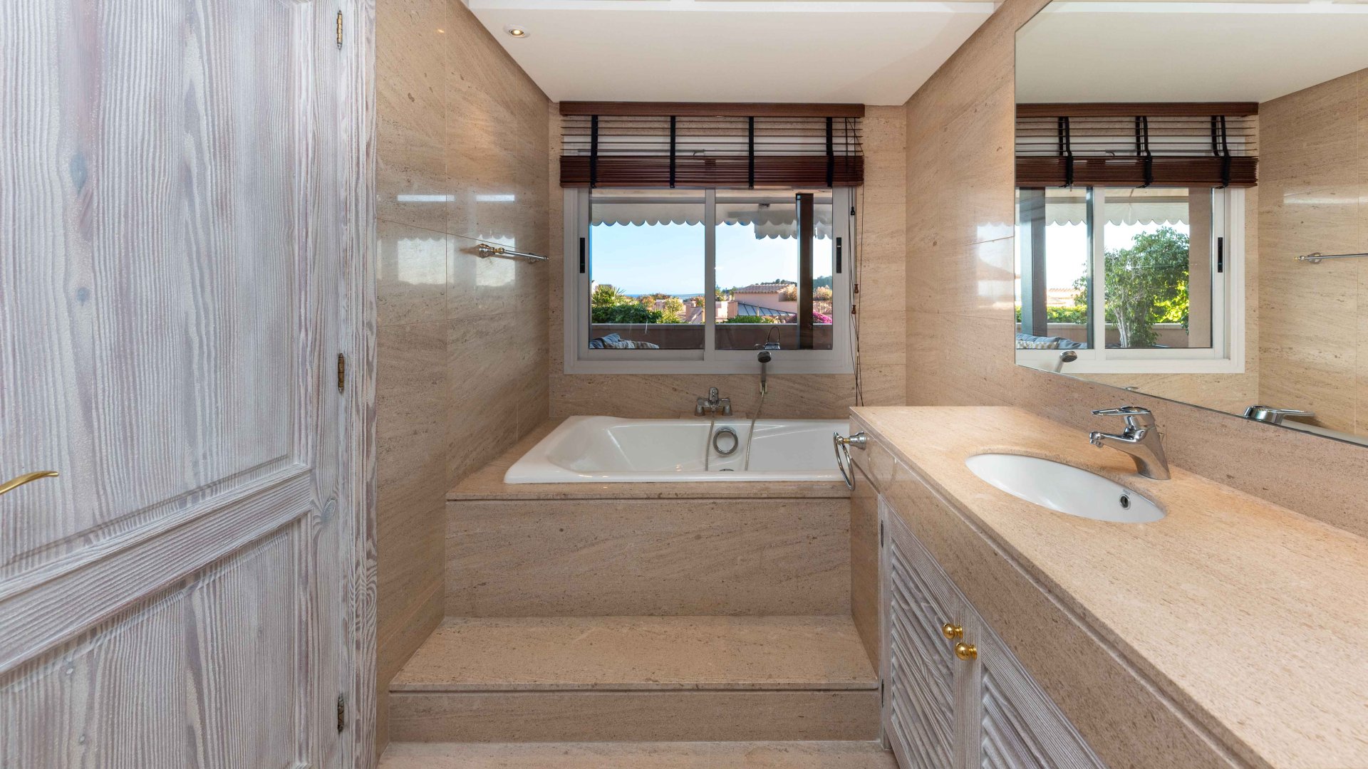 Apartment à Bendinat, Mallorca, Espagne 3 chambres, 210 m2 No. 191750
