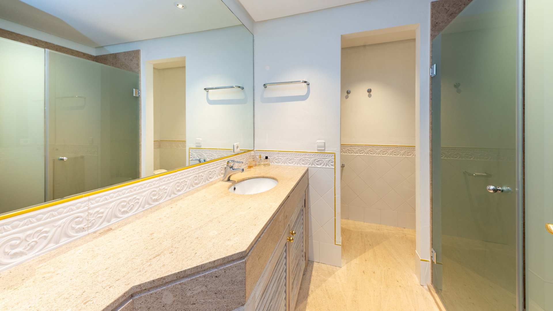 Apartment à Bendinat, Mallorca, Espagne 3 chambres, 210 m2 No. 191750