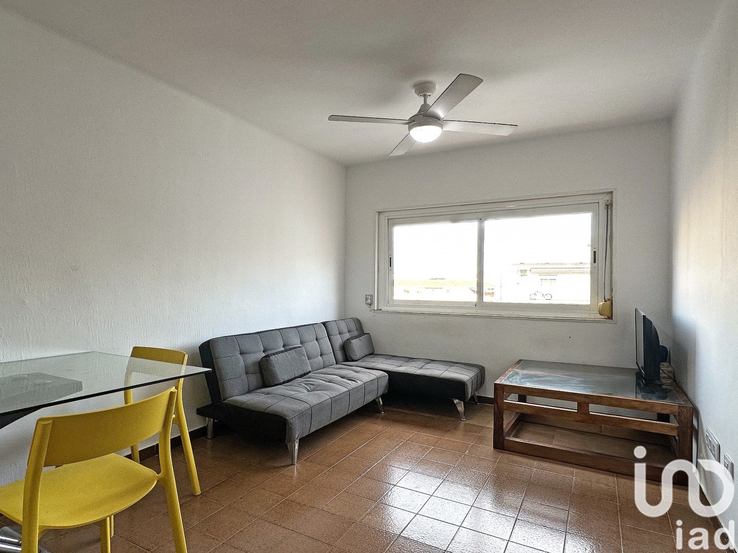 Wohnung in Vilanova i la Geltru, Barcelona, Spanien 3 Schlafzimmer, 69 m2 Nr. 186061