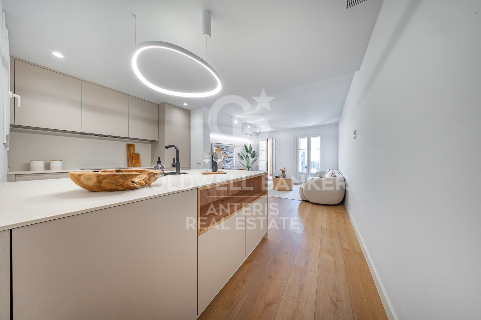 Wohnung in Barcelona, Spanien 121 m2 Nr. 178812