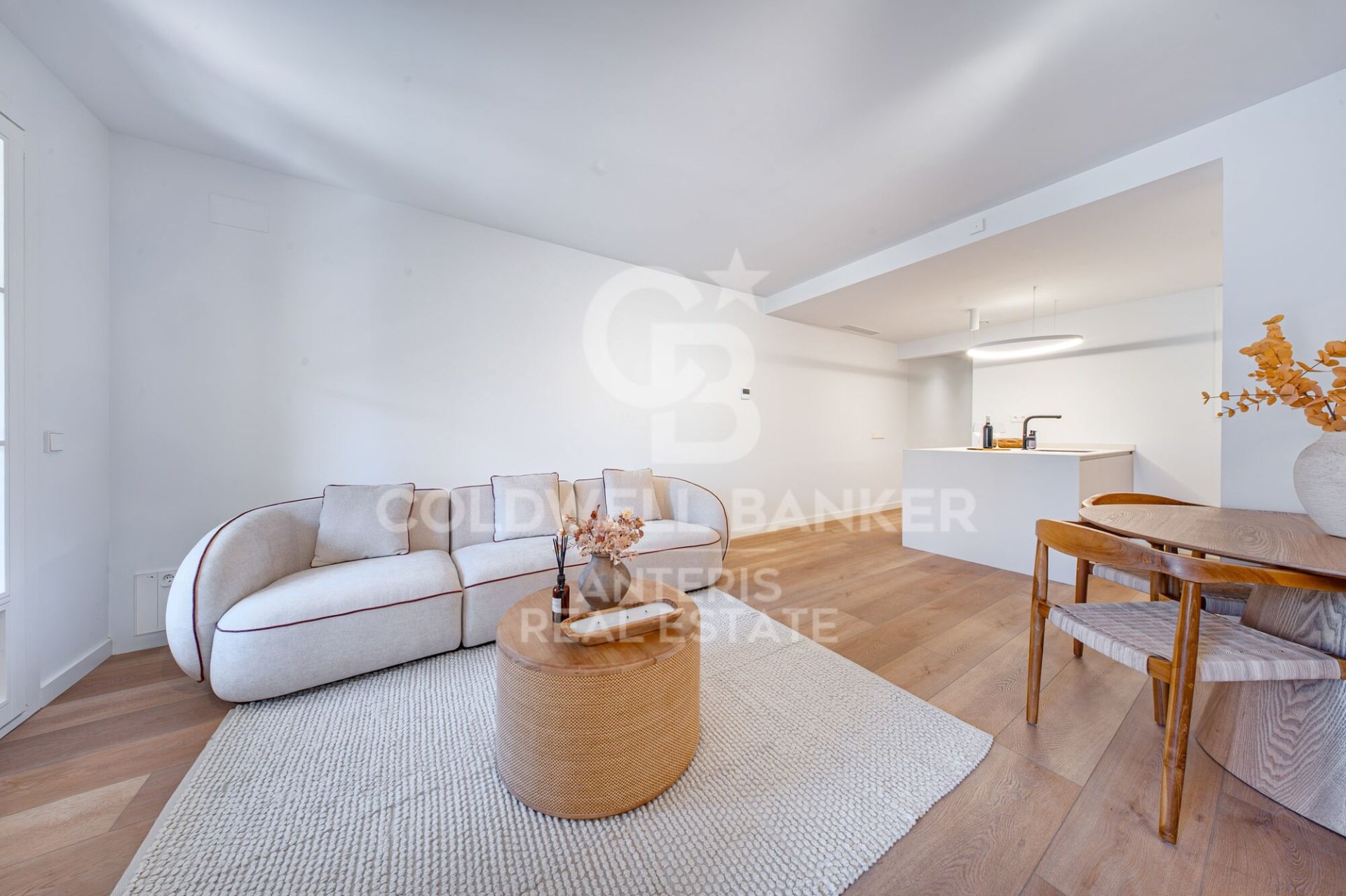 Wohnung in Barcelona, Spanien 121 m2 Nr. 178812