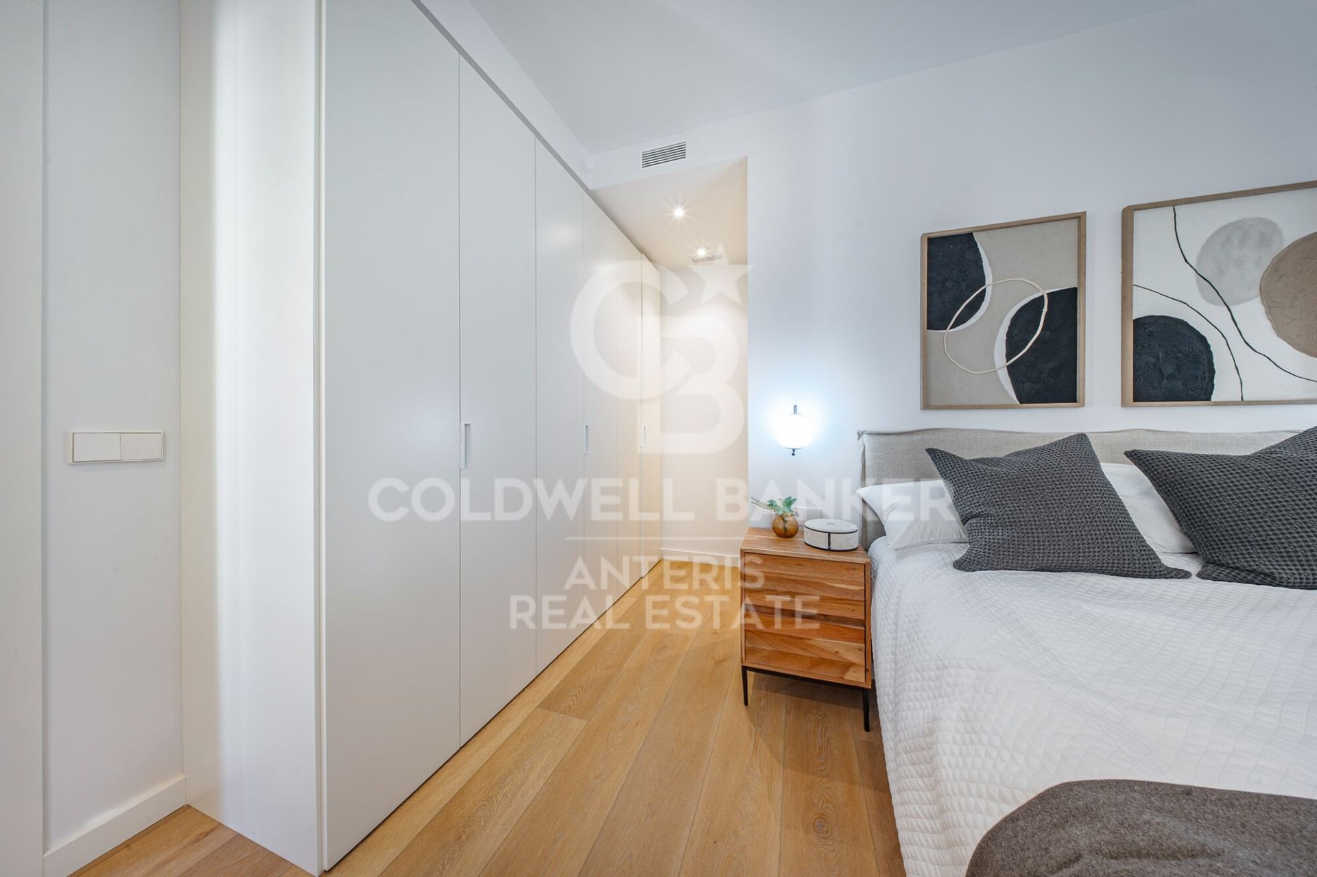 Apartment à Barcelona, Espagne 3 chambres, 106 m2 No. 178811