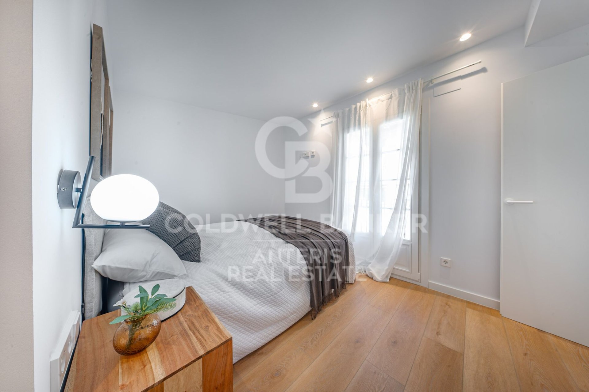 Apartment à Barcelona, Espagne 3 chambres, 106 m2 No. 178811