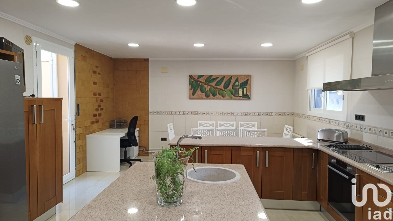 Māja Sant Pere de Ribes, Barcelona, Spānijā 4 istabas, 185 m2 Nr. 154339